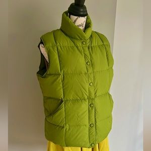 Lands End Down Puffer Vest in Pretty Avocado Green 💚